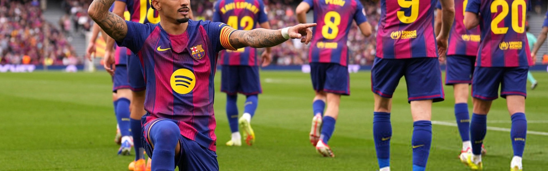 kaiyun.com-开场21分钟点球双响，拉菲尼亚生涯首次联赛单场打进两粒点球