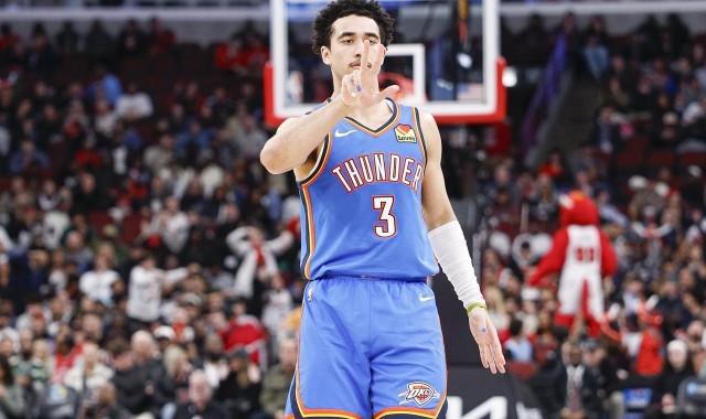 开云-班凯罗37+5+6无缘今日最佳球员！因为爱德华兹41+6+2+5创纪录！