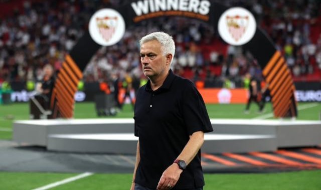 开云-欧联失冠金身告破，穆帅已无法再拔高罗马上限？