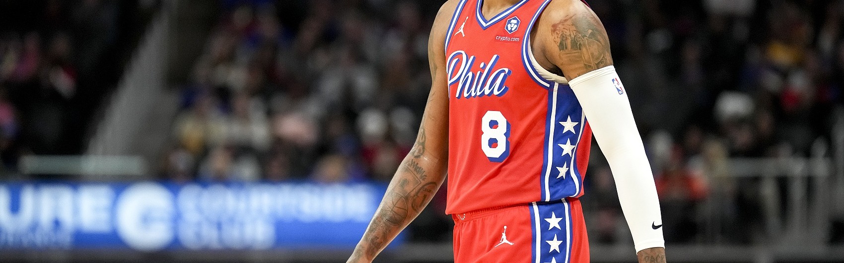 kaiyun.com-美记：乔治的成就足以锁定名人堂席位 6次最佳阵保底名人堂